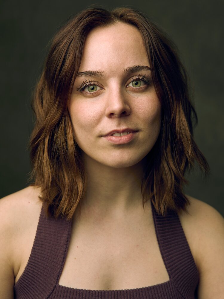 KATE CUMMINGS headshot